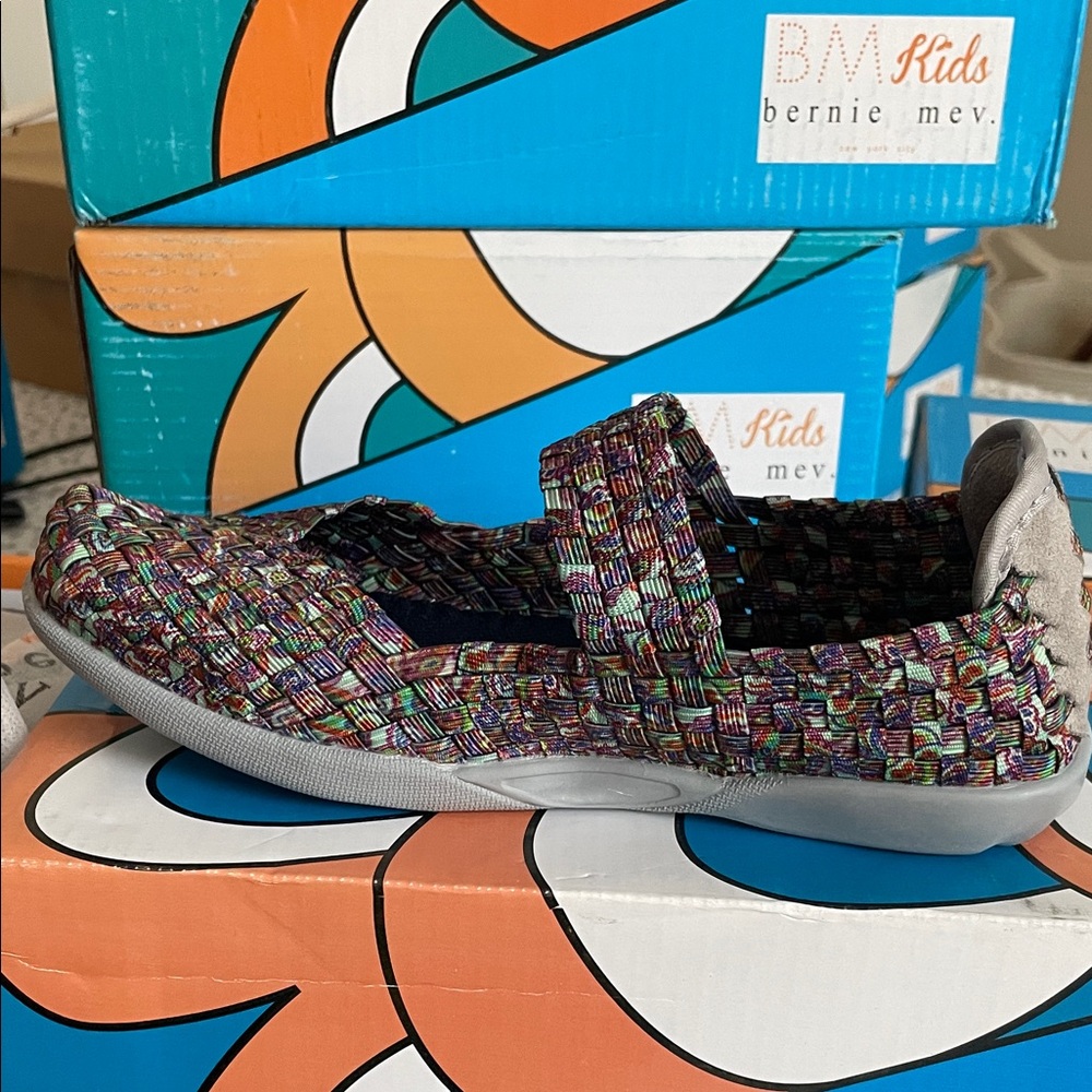 bernie mev. Kids Colorful Woven Cuddley K Sneakers Girls sizes NIB